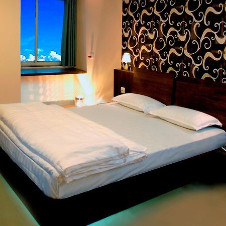 Hotel Tulsi Exotic Μποπάλ Εξωτερικό φωτογραφία