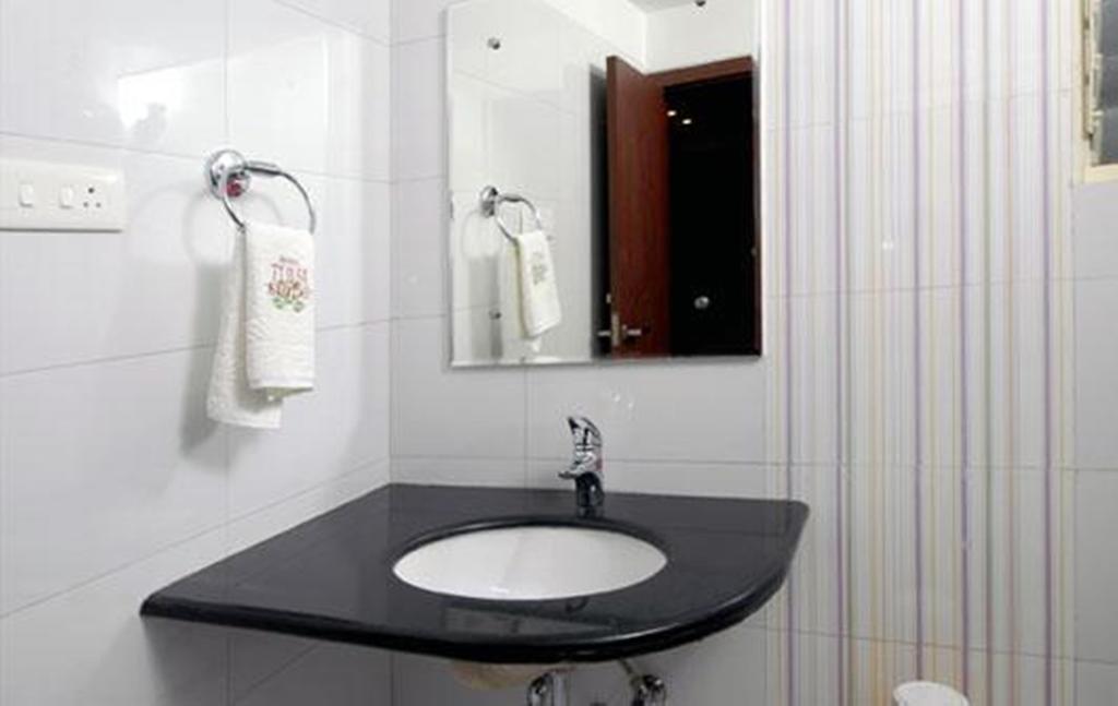 Hotel Tulsi Exotic Μποπάλ Εξωτερικό φωτογραφία